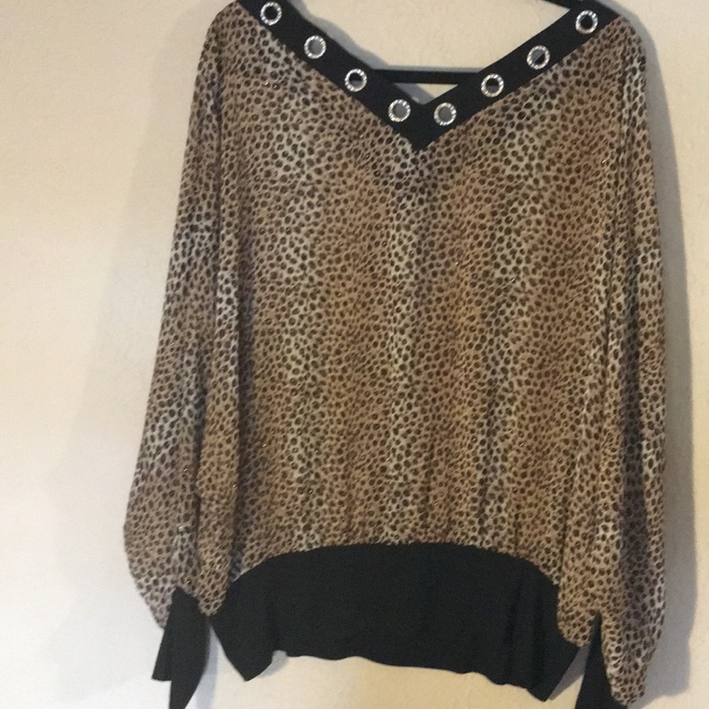 Leopard top Size XL